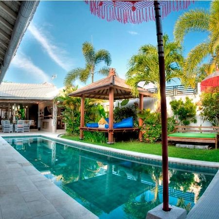 Villa Yogan Семиняк Екстериор снимка