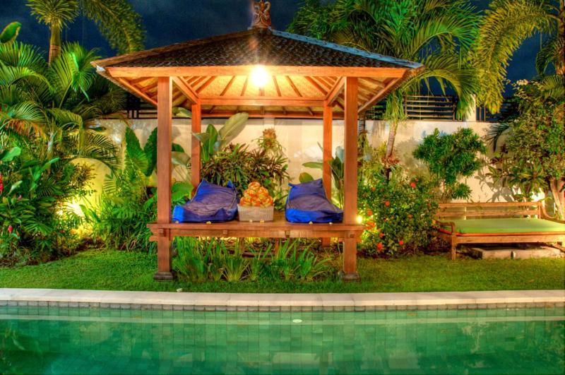 Villa Yogan Семиняк Стая снимка