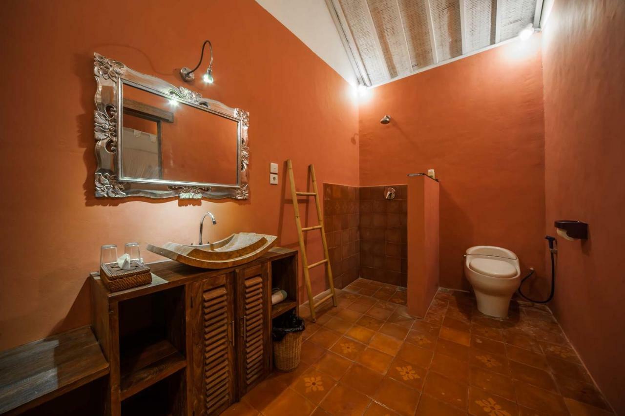 Villa Yogan Семиняк Екстериор снимка