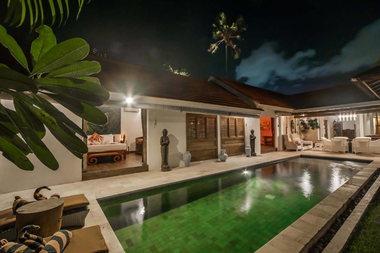 Villa Yogan Семиняк Екстериор снимка